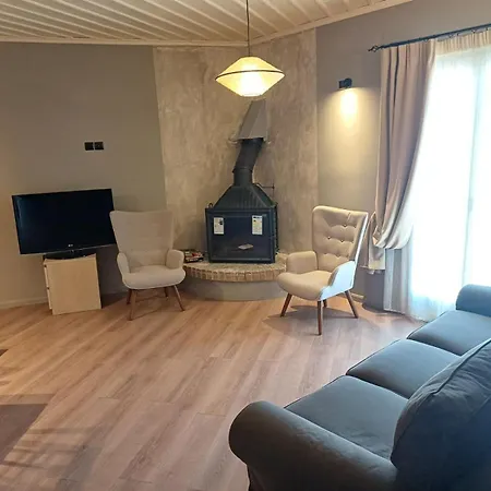 με θέα * Arájova